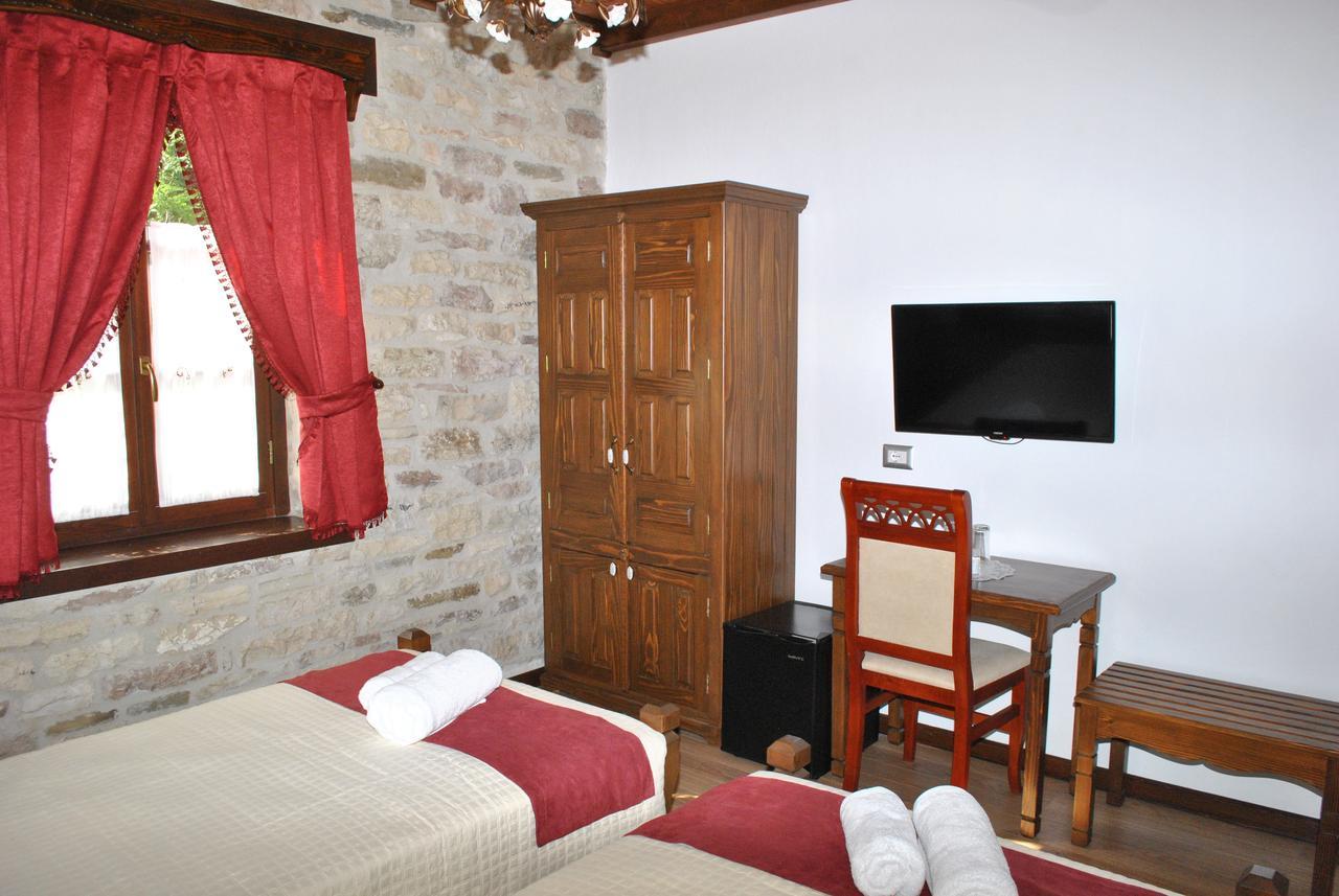 Hotel Kastro Gjirokastër Екстериор снимка