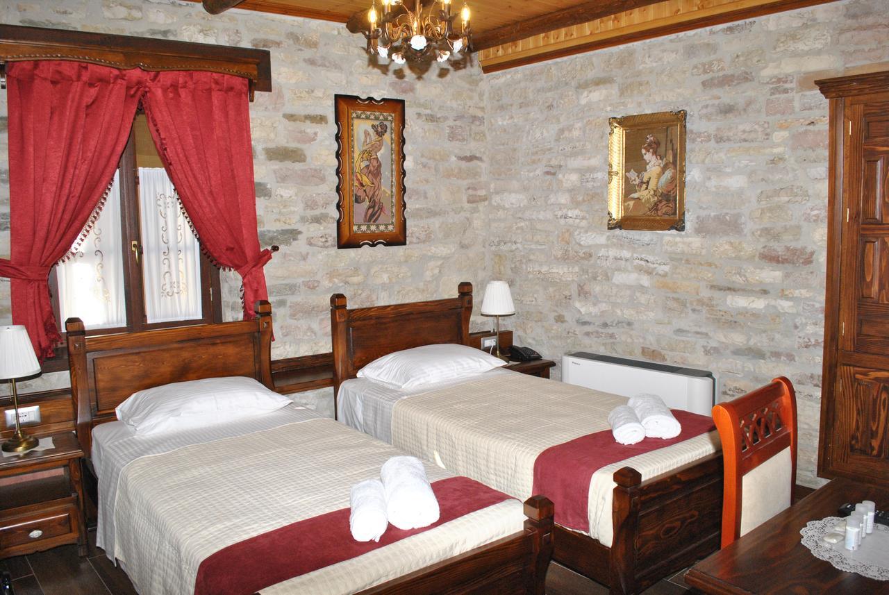 Hotel Kastro Gjirokastër Екстериор снимка