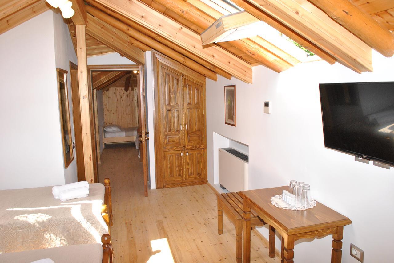 Hotel Kastro Gjirokastër Екстериор снимка