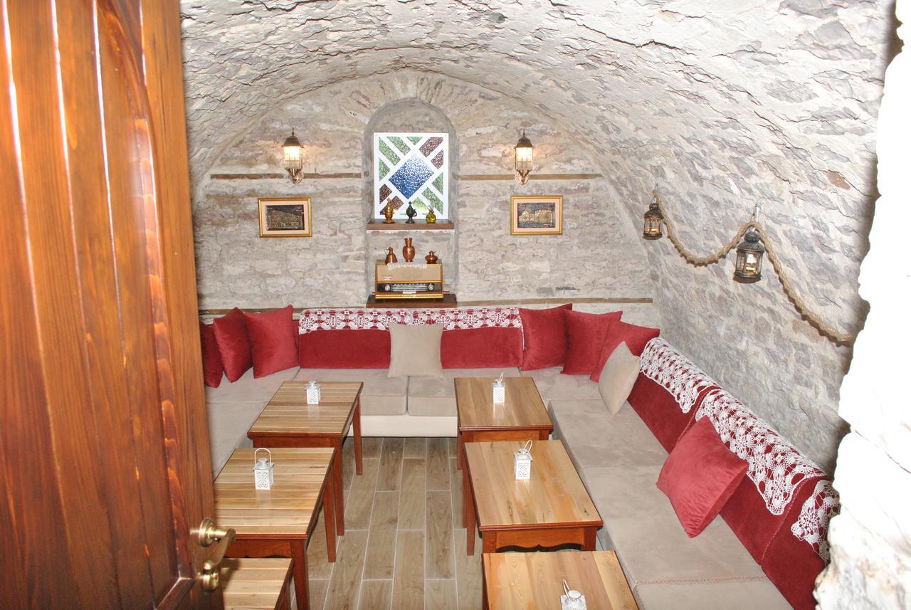 Hotel Kastro Gjirokastër Екстериор снимка